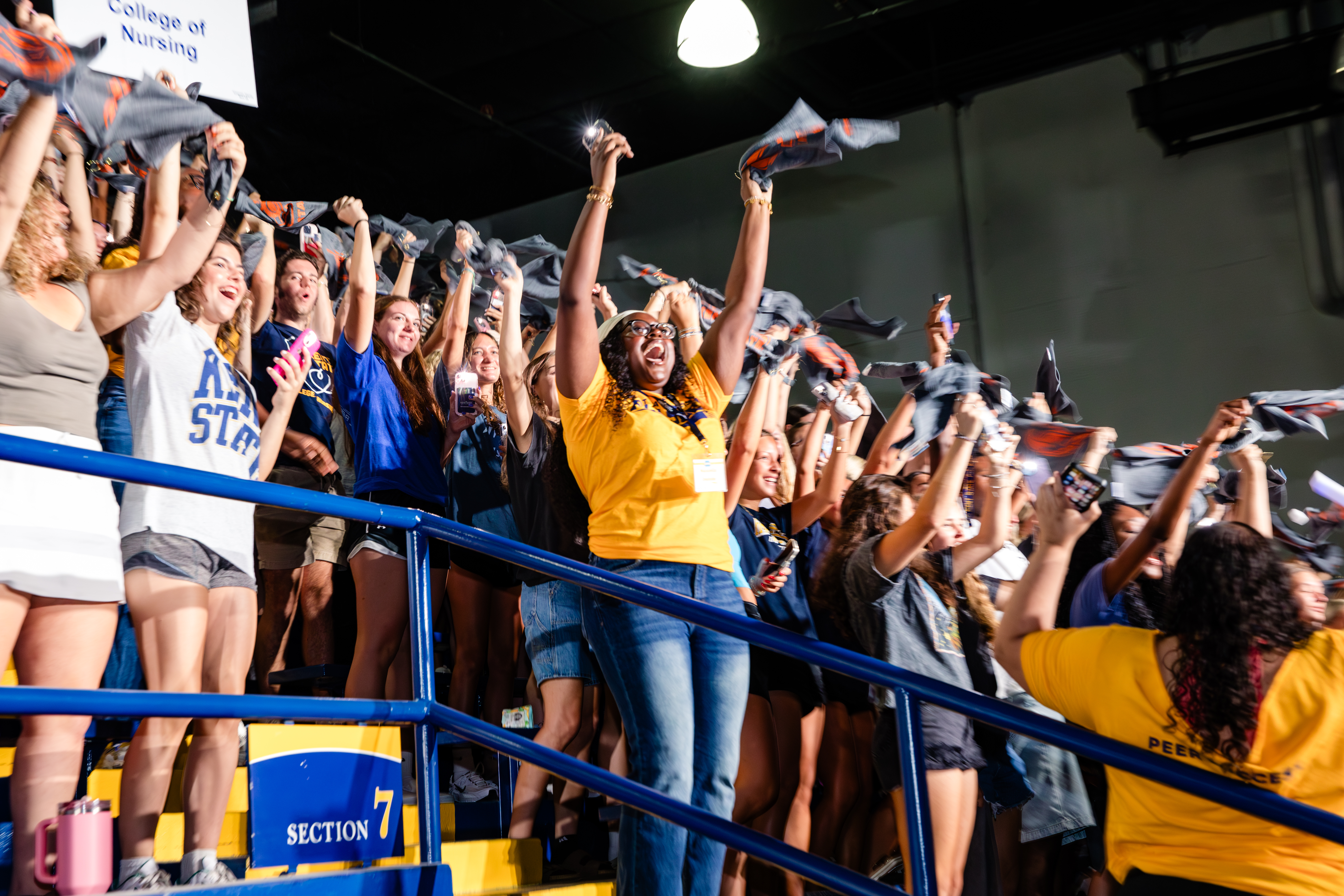 㴫ý students cheer at the 2025 Convocation ceremony