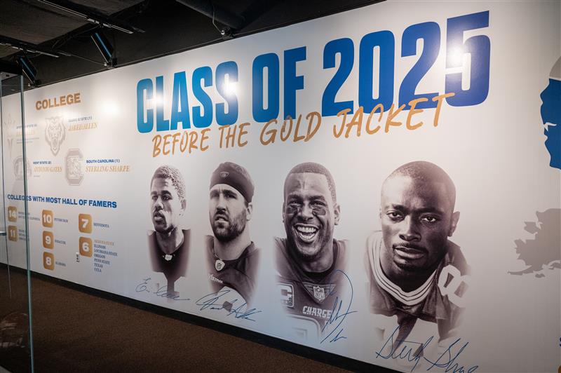 Wall graphic of the Hall of Fame Class of 2025