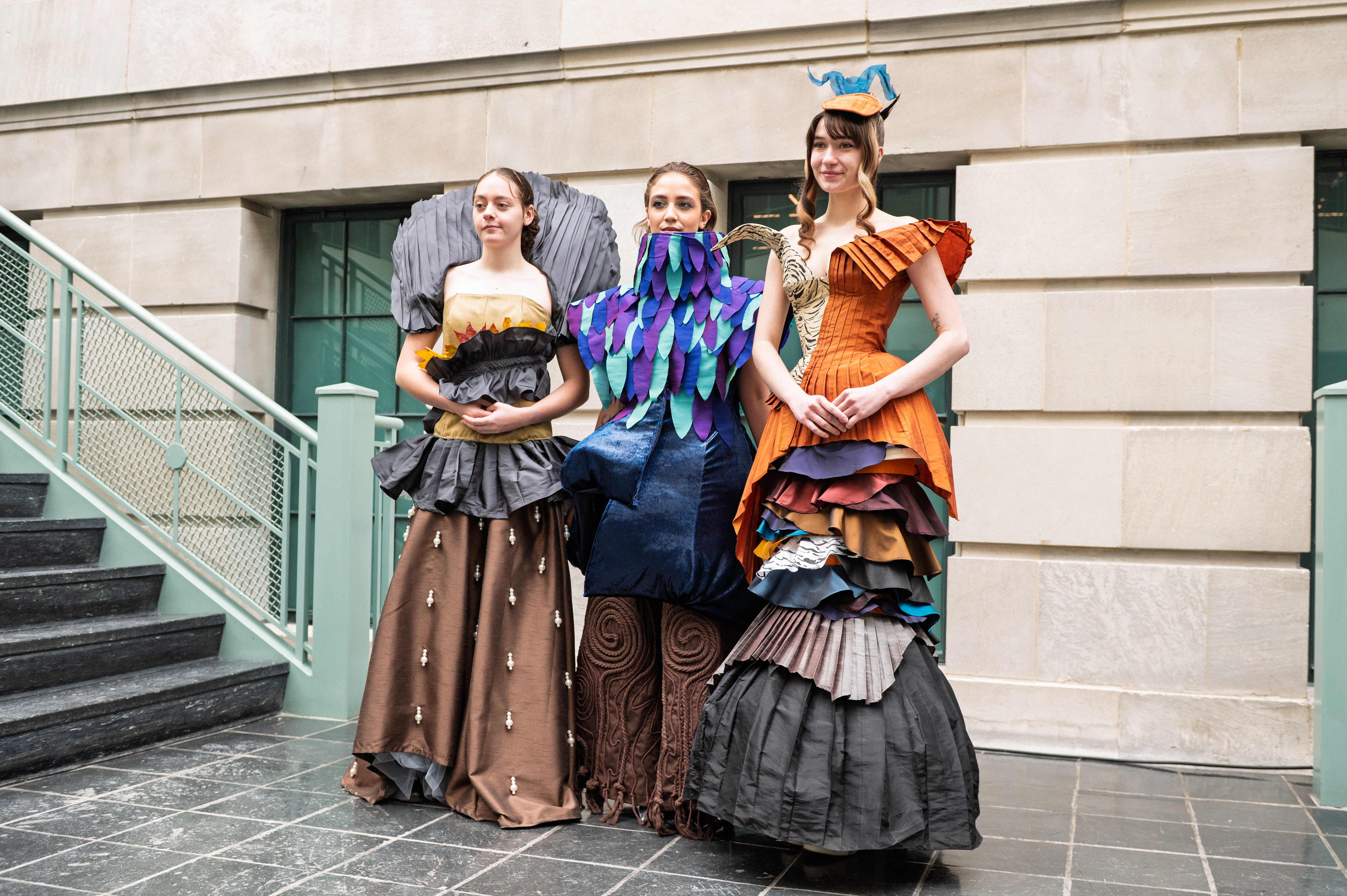 Student designs for avian biomimicry at ����ɫ��ҹ fashion