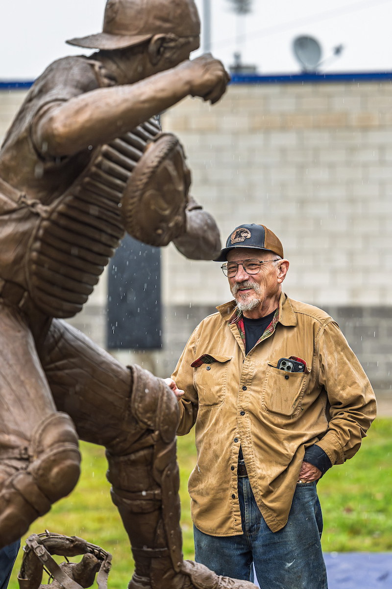 Dave Demming with Thurman Munson statue being installed
