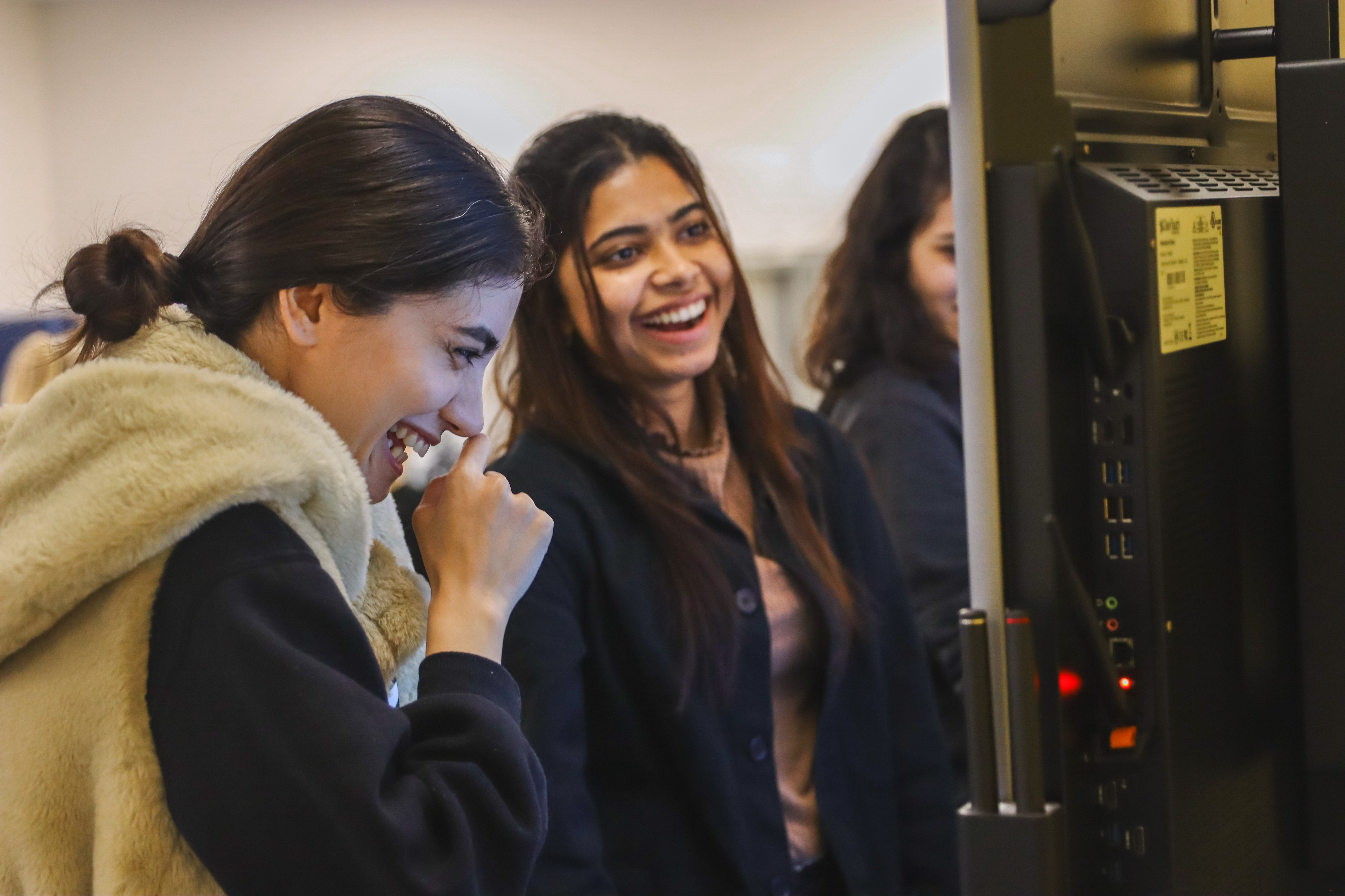 Haya Mehar Mohammed (right)