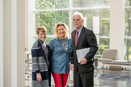 Melissa receiving the President's Award of Distinction