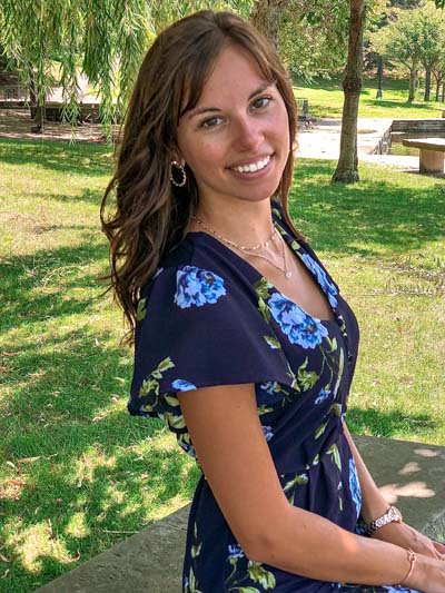 Photo of Julianna DiNovo