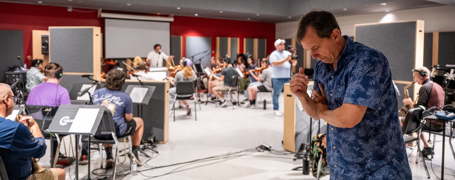 Scott Hallgren listens during 91ֿ collaboration for film score
