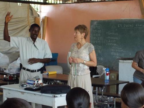 Brooke teaches nursing students about family planning