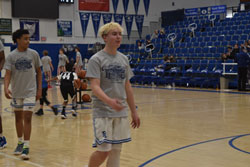 A Potter prepares for the game. A Potter prepares for the game.