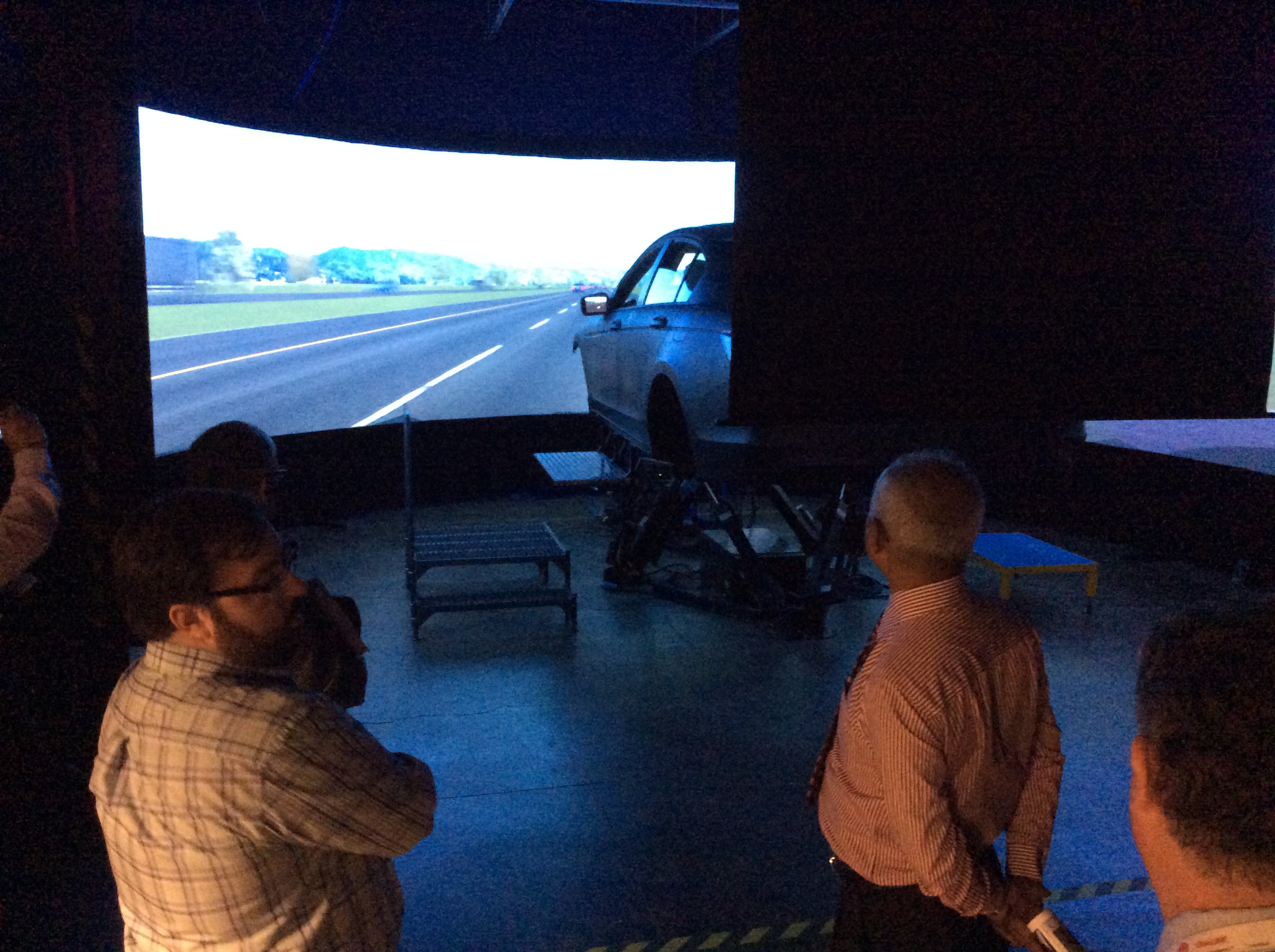 Bangladesh Delegates Visit Driving Simulation Lab