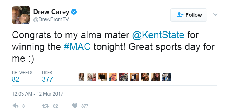 Drew Carey congratulates the 91ֿ men's basketball team.