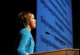 A ɫҹ student sings “Lift Every Voice and Sing” during the opening of ɫҹ’s Martin Luther King Jr. Celebration last year.