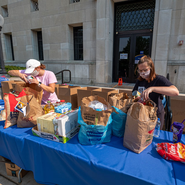 Campus Kitchen Volunteers