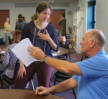 Liz Schmidt talks with Councilman Bruce Kirby