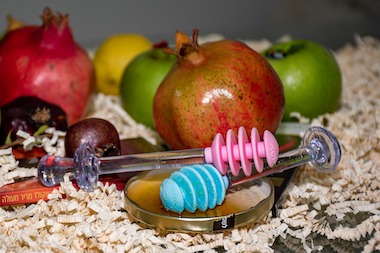 Pomegranate and Honey for New Year