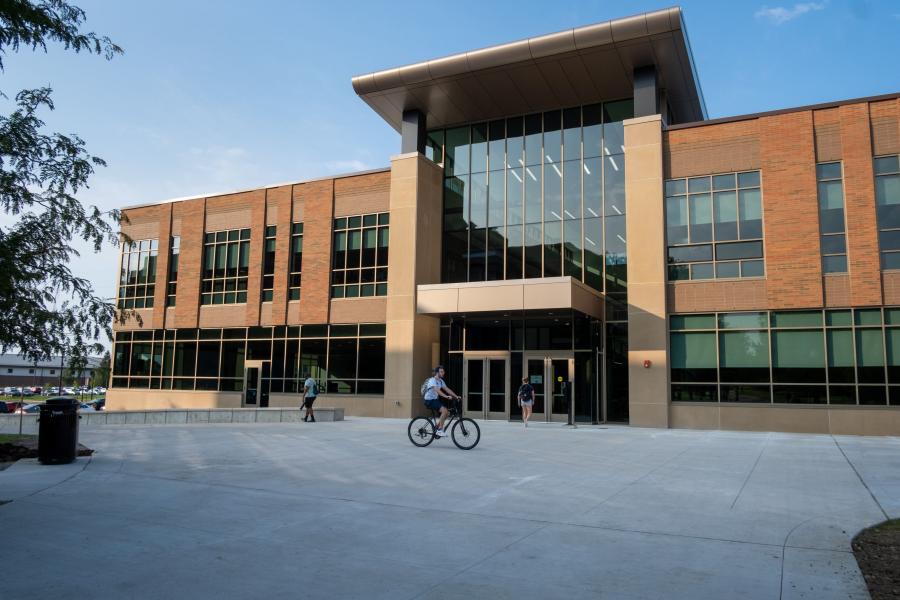 Front view of the Aeronautics and Engineering Building and its main entrance during the daytime