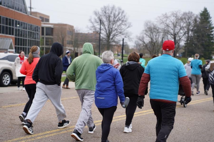 Group running picture from behind