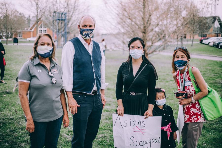 Yu (Eline) Li family and President Diacon 