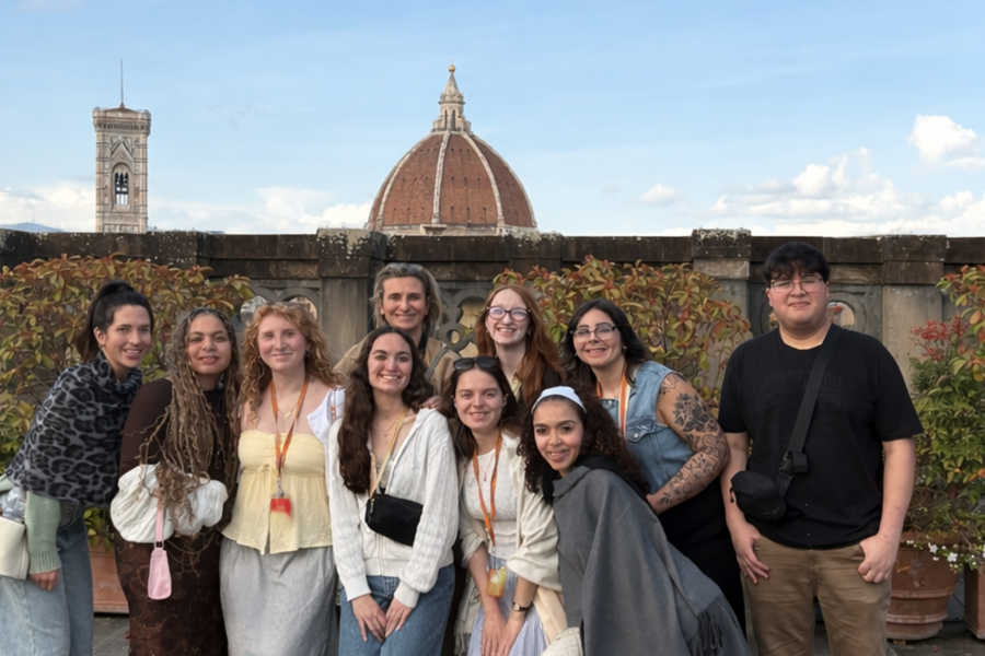 The Exploratory students from the Florence, Italy Spring Break trip 2026 pose for a photo outside the Uffizi Gallery.