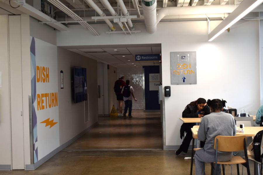 View of DI Dining's Dish Return entrance