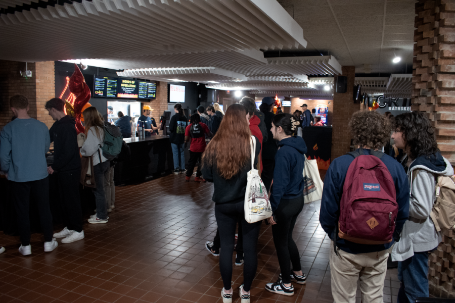Wide shot of students in line waiting to order at Grill '72
