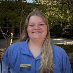 Karissa Wahl Headshot