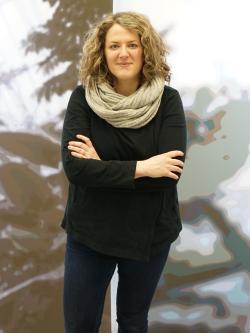 Taryn McMahon, Associate Professor of Studio Art and Photography at �Ը�������