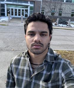 Tomar Pratap Headshot