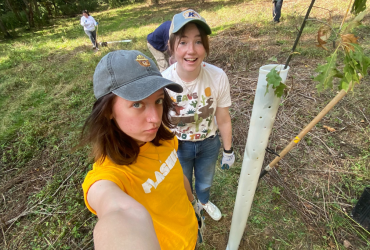 Ali outside selfie with a friend