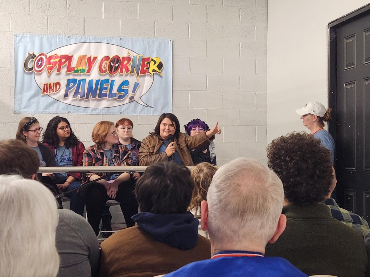 "Flash Fiction" creators panel at Akron ComicCon