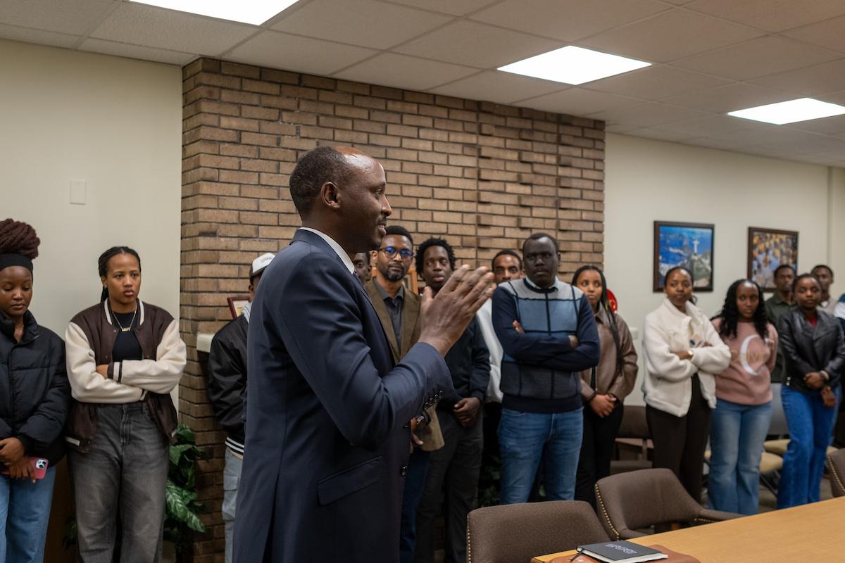 Visit from Rwandan Minister of Health.