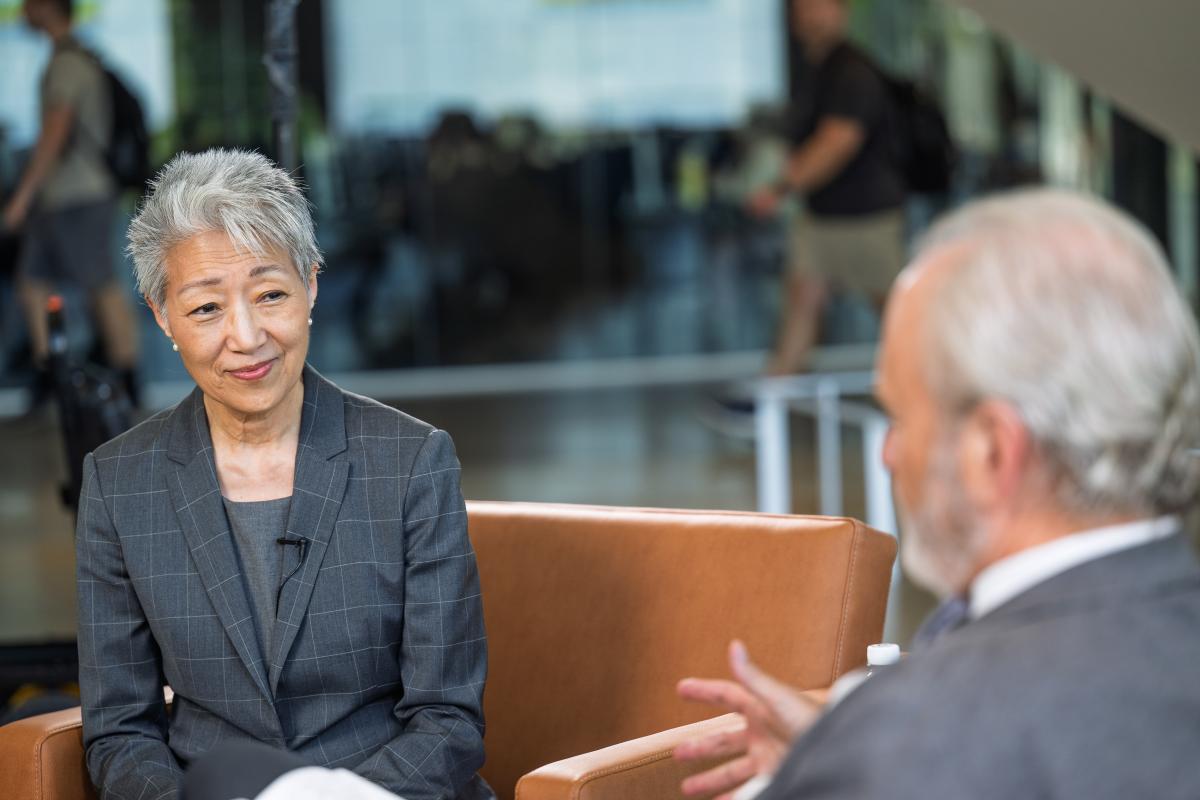 Jane Chu talking with KSU President Todd Diacon