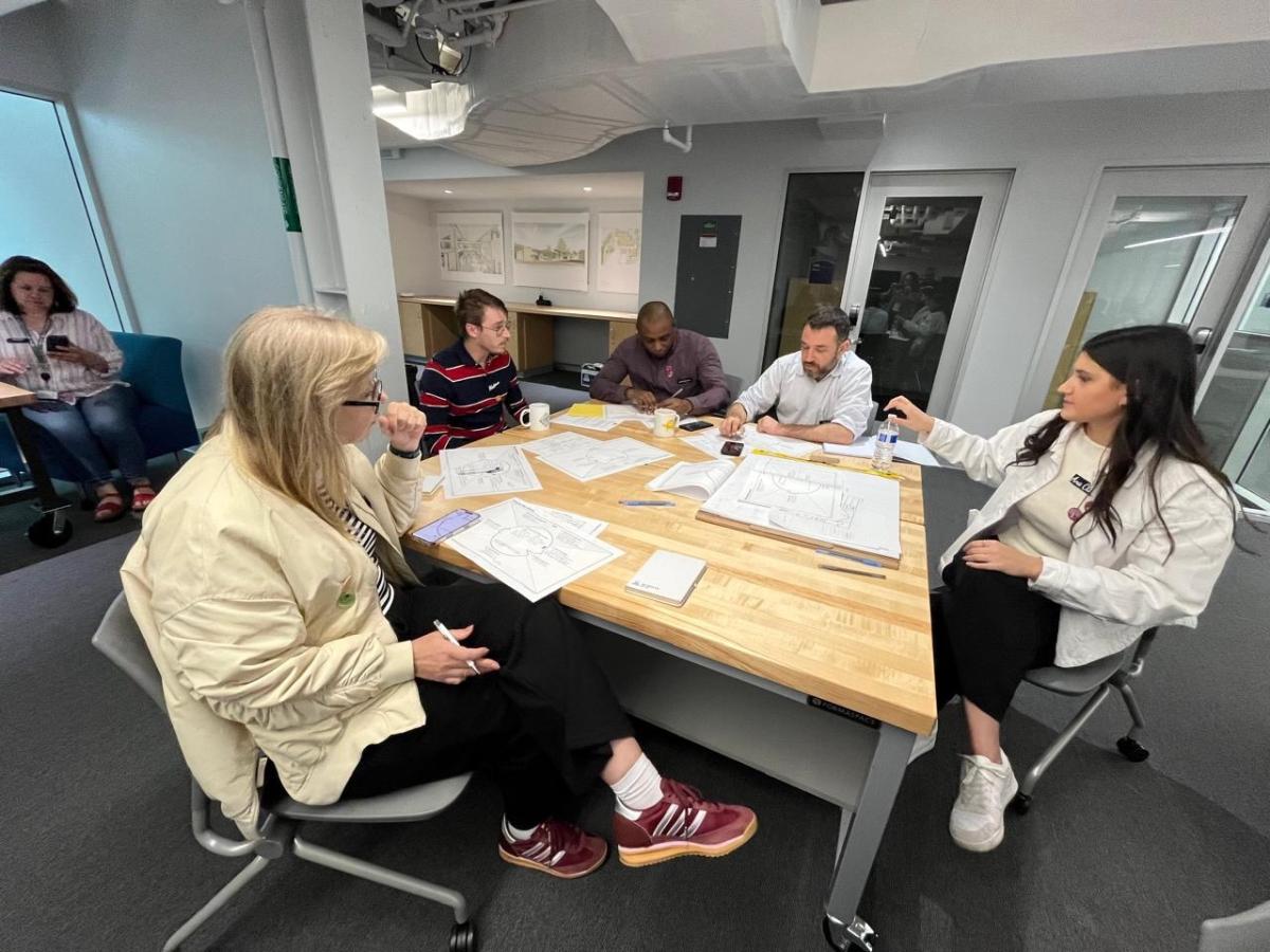 Brazilian educators take part a DI workshop. Brazilian educators take part a DI workshop.