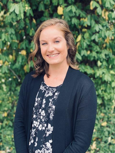 Leah Abel Headshot
