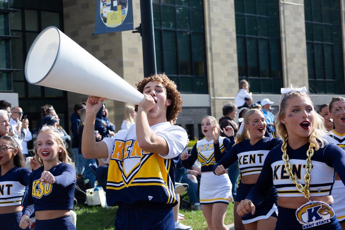 Members of the 91PORNA cheerleading team walk in the university's Homecoming Parade in 2025. (Photo credit: 91PORNA)