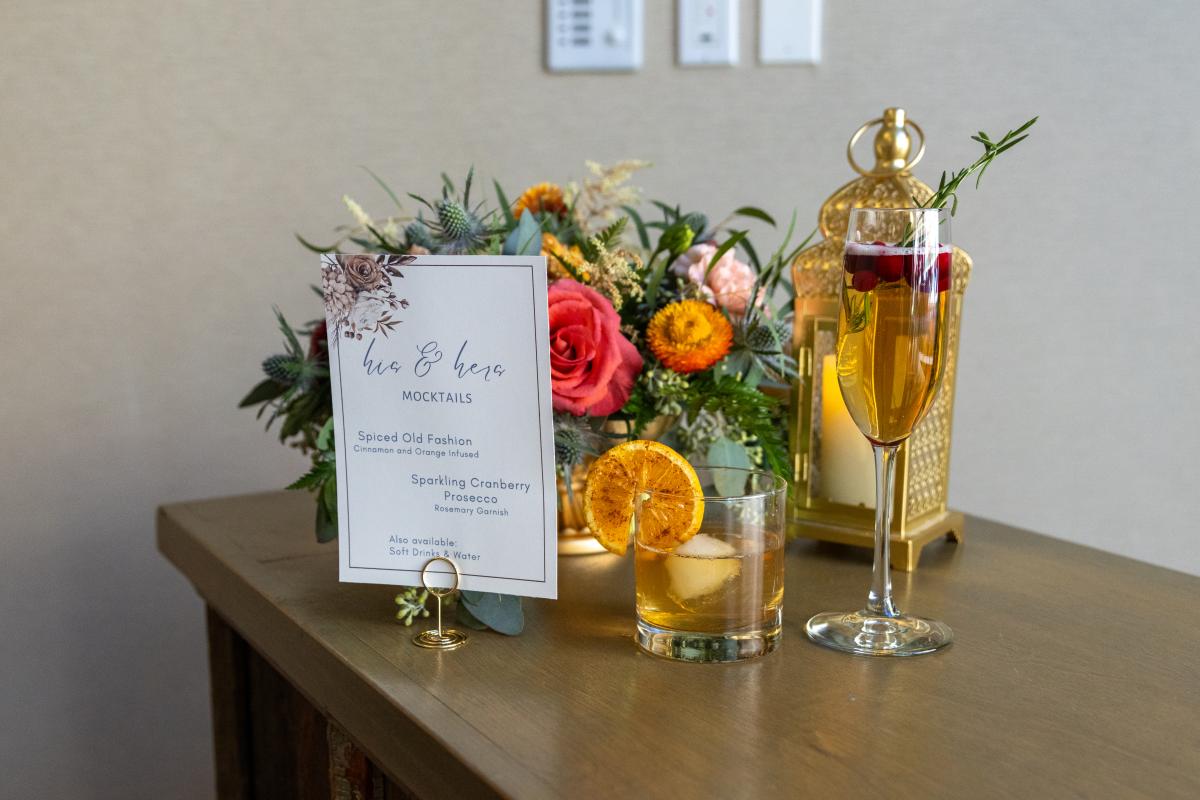 Table decor for the wedding. 