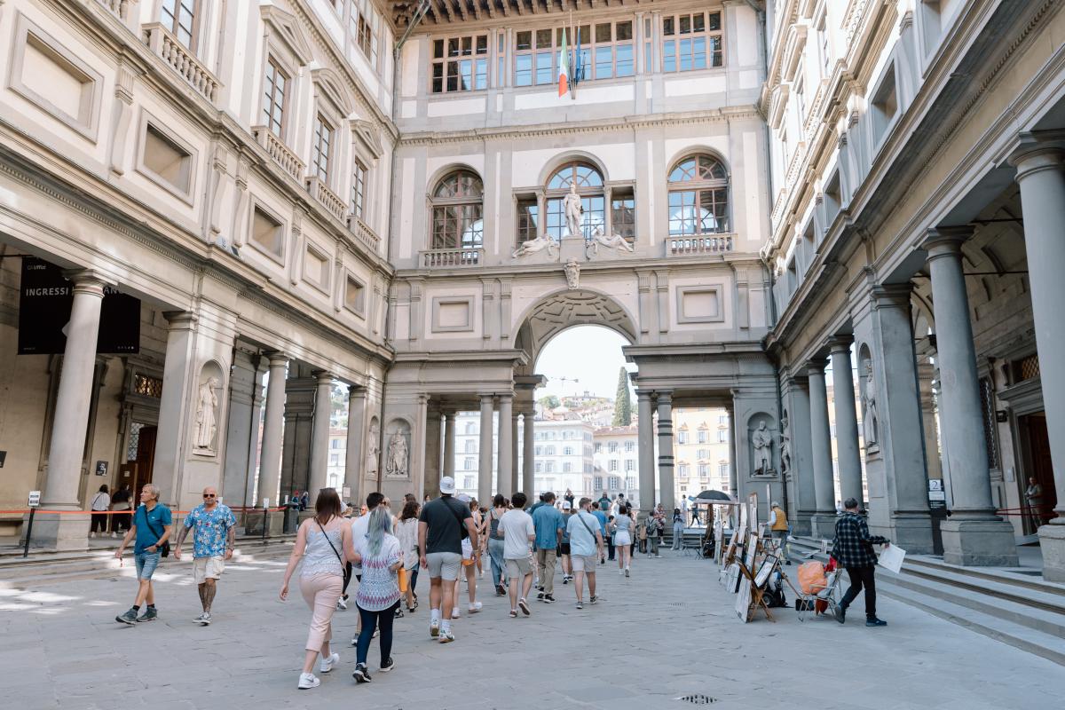 Students on a walking tour of Florence
