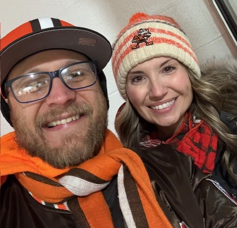 Kovach and his wife pose for a pic