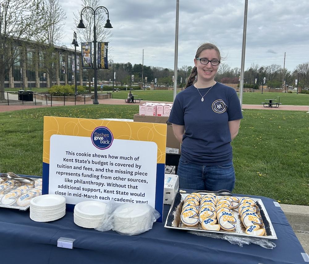 Pie-chart cookies at a table for Thank-A-Giver Day showing how much philanthropy provides
