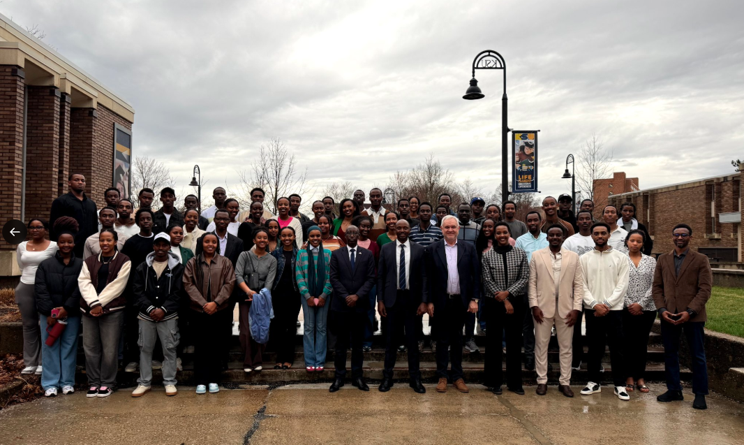 Visit from Rwandan Minister of Health.