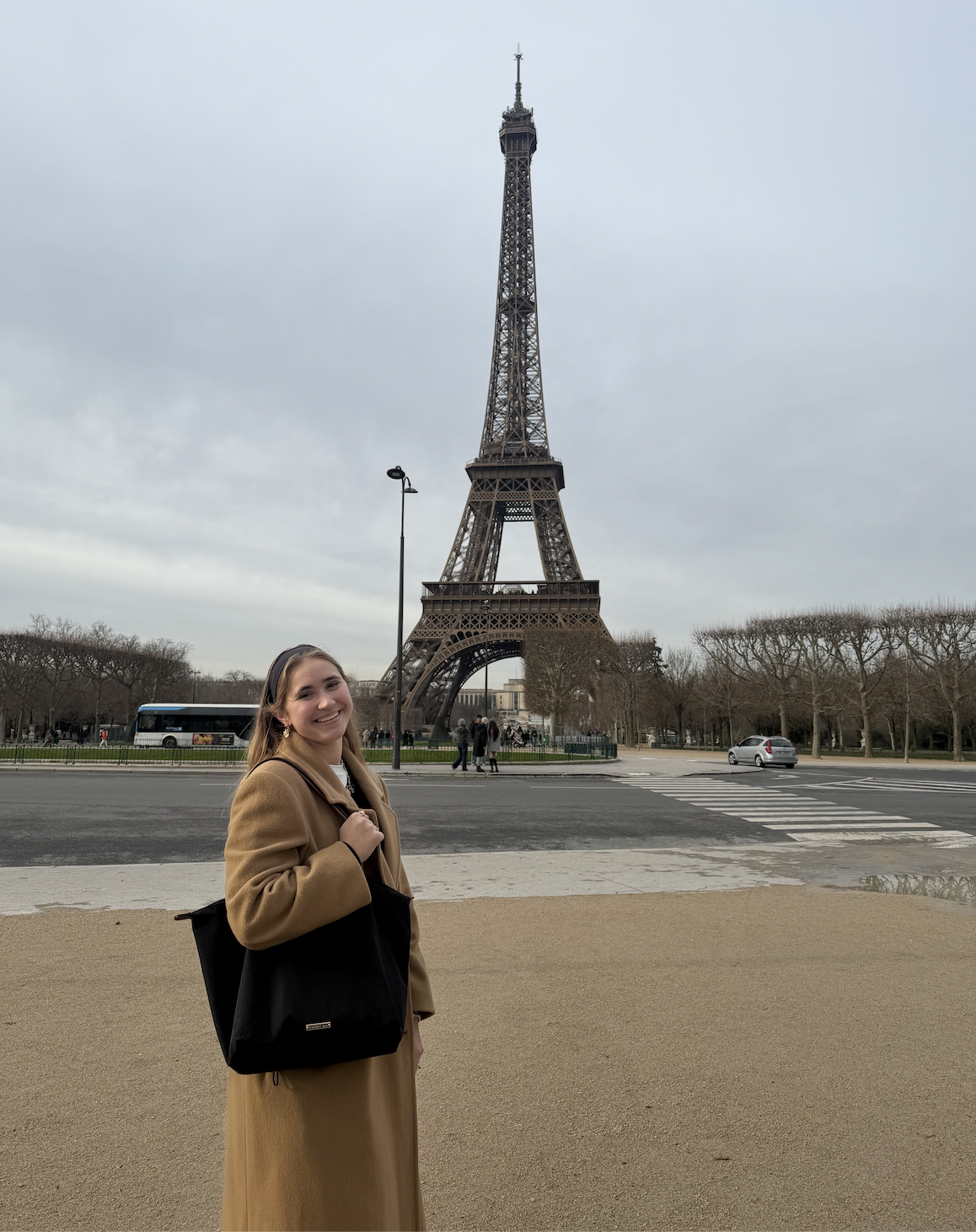 Lauren in front of the Eiffel Tower