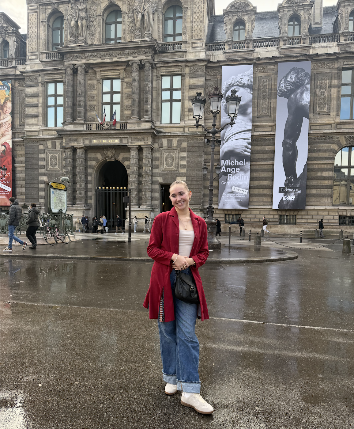 Lauren in front of a museum.