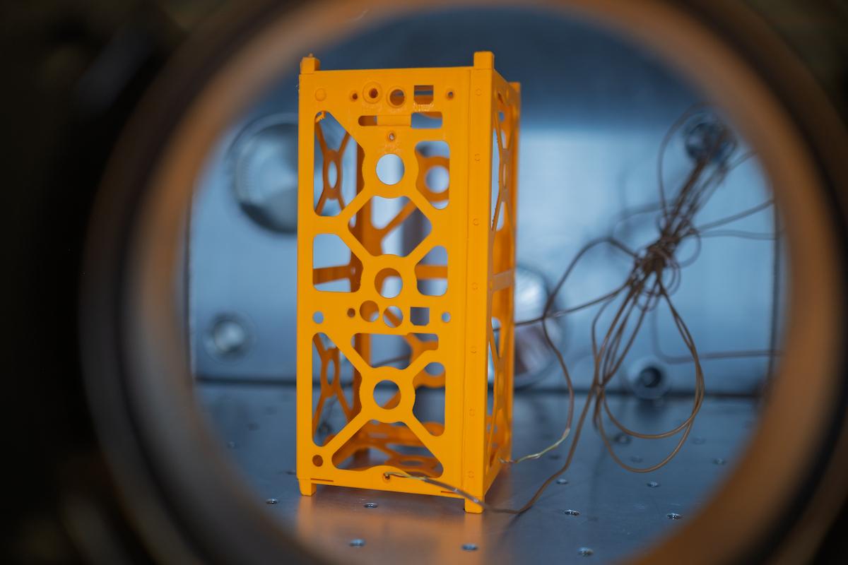 Students are working to develop a satellite in Թ State's Spacecraft Design Lab.