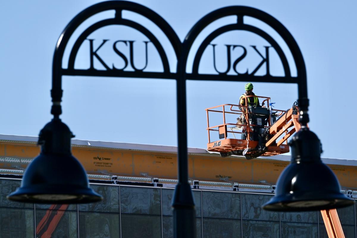 Construction on Crawford Hall