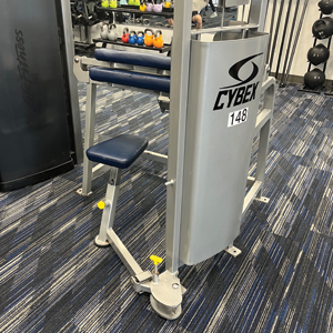 arm curl machine
