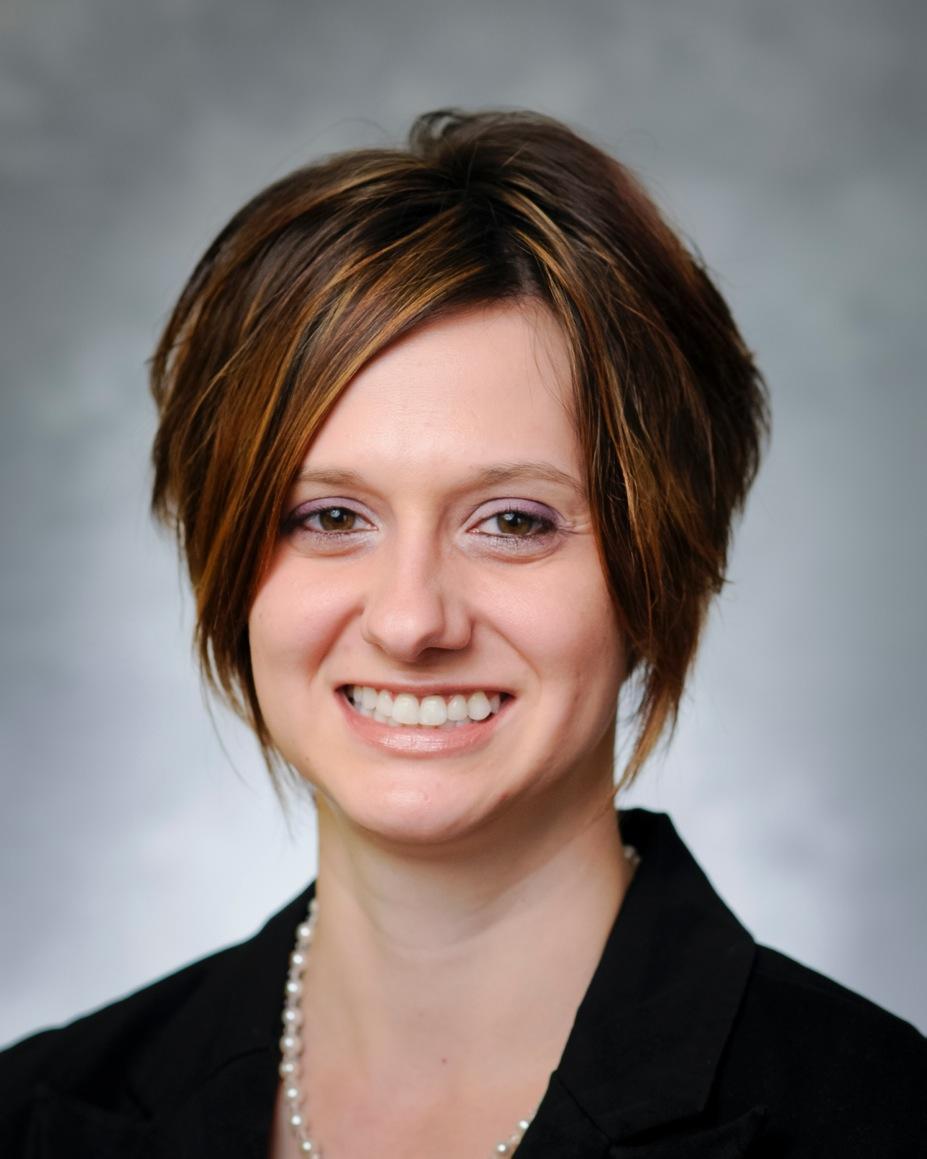 Claudia Kovach headshot