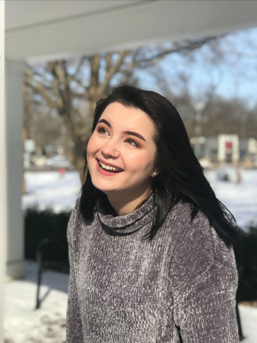 Isabel Jalamov, Senior, Environmental Studies Major
