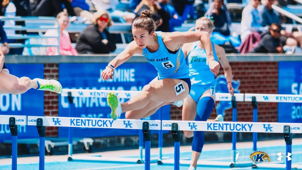 Matilde Carboncini competing for Kent State in Track and Field 