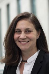 Sue Yoder Headshot