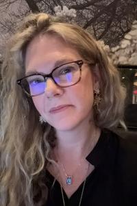 Dr. Erika Lunkenheimer