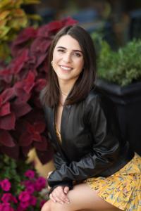 Isabella DeToto Headshot