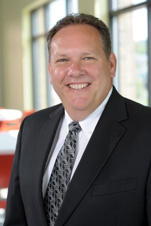 Michael A. Stokey, Distinguished Alumni Award recipient.