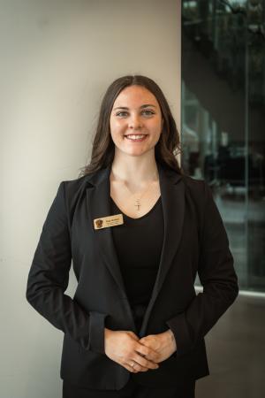 Tess Golden Headshot